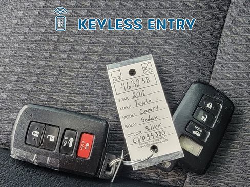 Used 2012 Toyota Camry SE w/ Convenience Pkg image 29