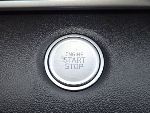 New 2026 Hyundai Elantra Hybrid FWD image 20