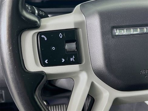 Used 2023 Land Rover Defender 110 SE image 10