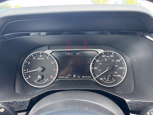 Used 2025 Nissan Pathfinder SV w/ SV Premium Package AWD/4WD image 13