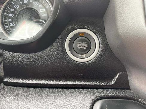 Used 2020 RAM 1500 Big Horn AWD/4WD image 30