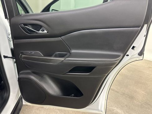 Used 2021 GMC Acadia SLT w/ Preferred Package image 23