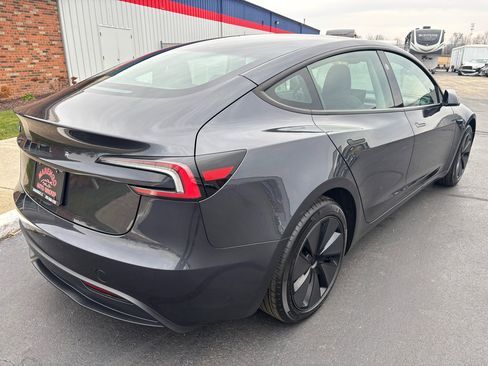 Used 2025 Tesla Model 3 Long Range image 3