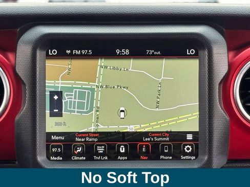 Used 2021 Jeep Gladiator Rubicon AWD/4WD image 23