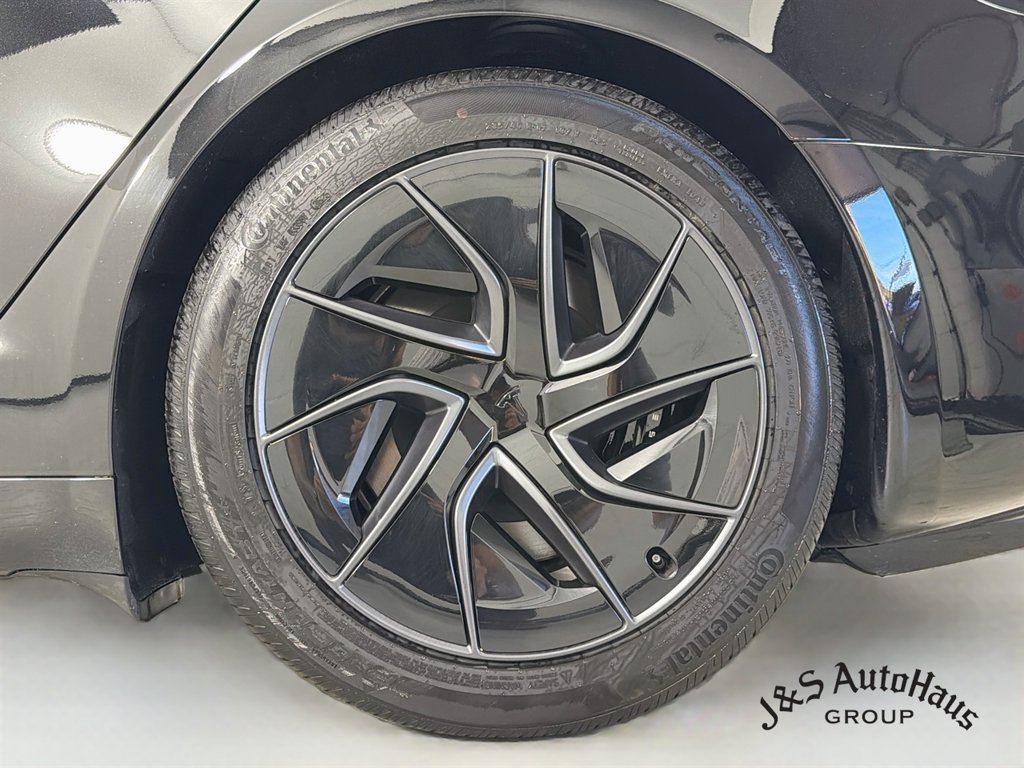 Used 2026 Tesla Model S AWD/4WD image 39