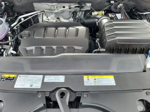 New 2026 Volkswagen Atlas Cross Sport SEL R-Line image 21