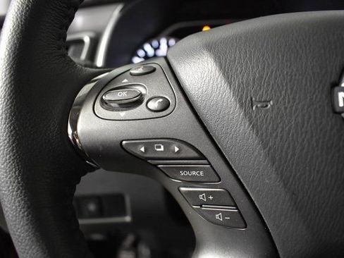 Certified 2024 Nissan Murano SV image 16