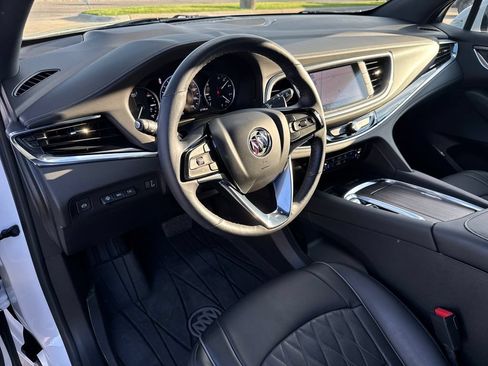 Certified 2024 Buick Enclave Avenir AWD/4WD image 12