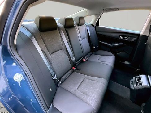 Used 2025 Honda Accord SE image 19
