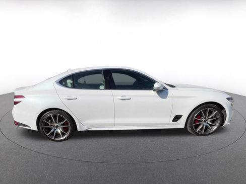 Used 2025 Genesis G70 2.5T image 16