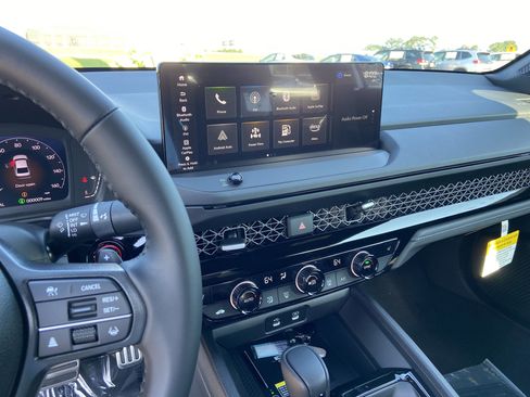 New 2025 Honda Accord Sport image 27