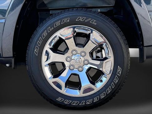 Used 2025 RAM 1500 Big Horn RWD image 35