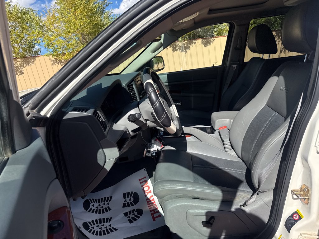 Used 2005 Jeep Grand Cherokee Limited AWD/4WD image 11