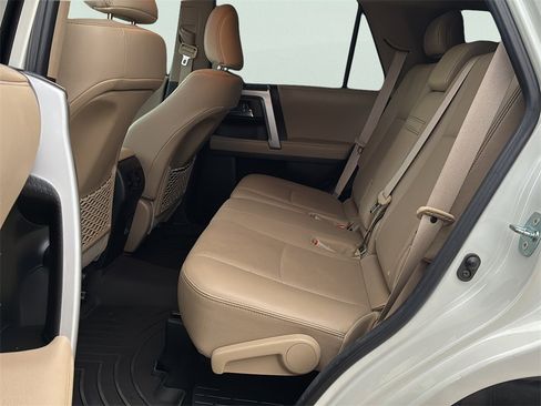 Used 2022 Toyota 4Runner Limited image 25