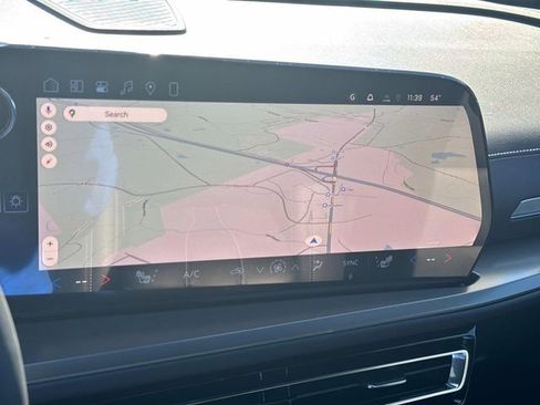 New 2026 Chevrolet Traverse LT w/ Enhanced Driving Package image 33