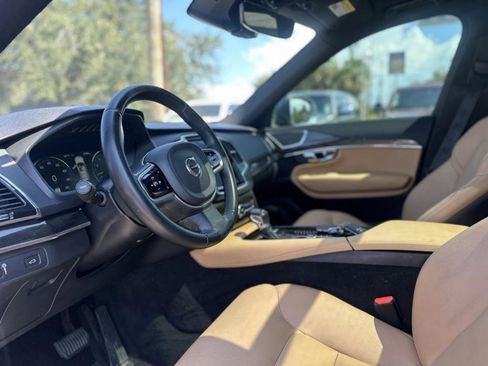 Used 2018 Volvo XC90 T5 Momentum w/ Momentum Plus Package image 15