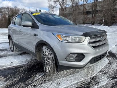 Used 2017 Ford Escape SE