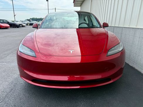 Used 2025 Tesla Model 3 Long Range RWD image 4