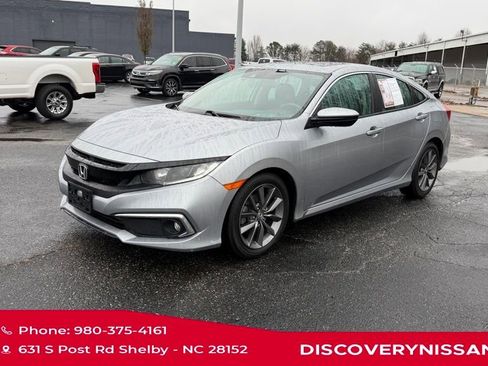 Used 2019 Honda Civic EX image 2
