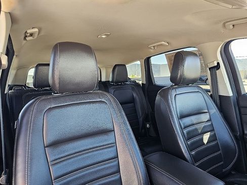 Used 2019 Ford Escape SEL image 18