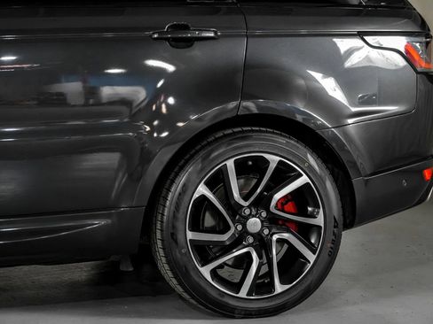 Used 2019 Land Rover Range Rover Sport Supercharged AWD/4WD image 13