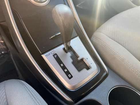 Used 2013 Hyundai Elantra GLS w/ Preferred Pkg image 25