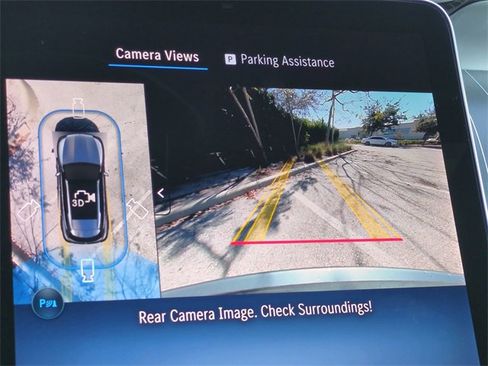 Used 2025 Mercedes-Benz GLC 300 4MATIC image 20