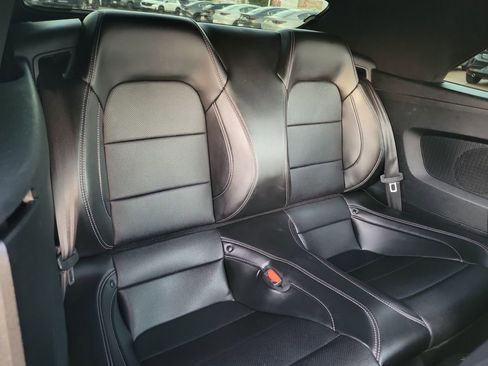 Used 2022 Ford Mustang GT Premium w/ Equipment Group 401A image 18