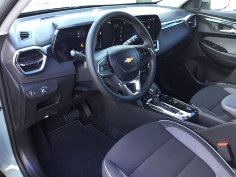 New 2025 Chevrolet TrailBlazer LT w/ LT Cold Weather Package image 16