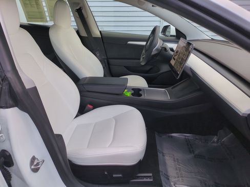 Used 2021 Tesla Model 3 Long Range image 29