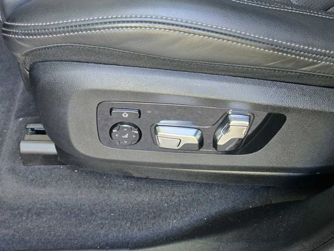 Used 2025 BMW X7 xDrive40i AWD/4WD image 25