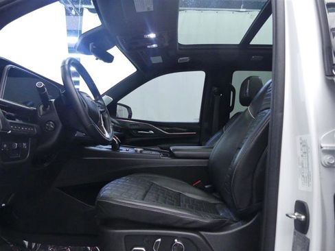 Used 2021 Cadillac Escalade Premium Luxury Platinum AWD/4WD image 25