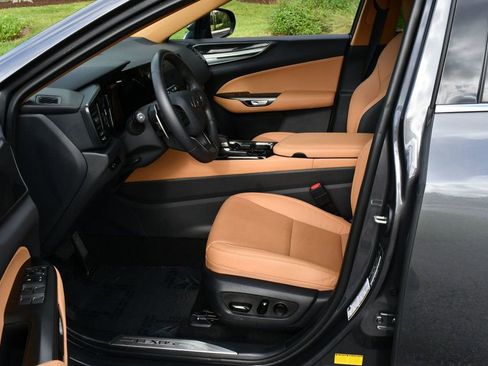 Used 2025 Lexus NX 250 FWD w/ Towing Package (2000 Lbs) image 43