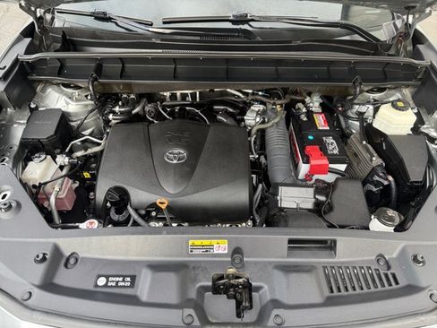 Used 2020 Toyota Highlander Limited AWD/4WD image 17