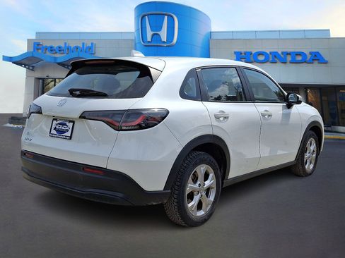 Certified 2023 Honda HR-V LX image 7