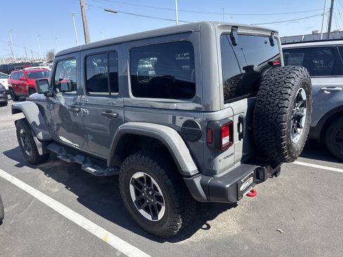 Used 2021 Jeep Wrangler Unlimited Rubicon w/ Uconnect 4C Nav & Sound Group image 3