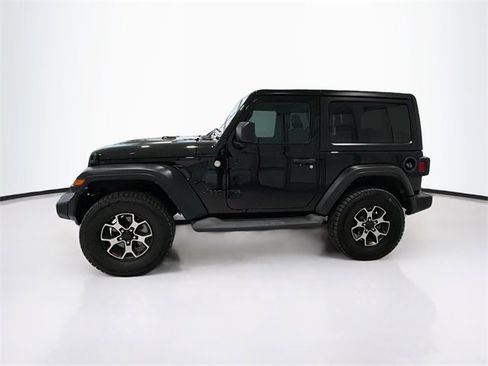 Used 2023 Jeep Wrangler Sport S image 4