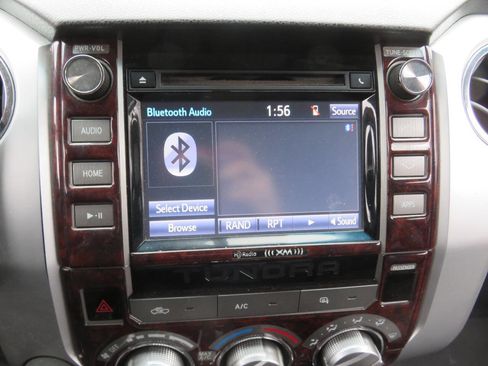 Used 2014 Toyota Tundra SR5 w/ SR5 Upgrade Package image 20