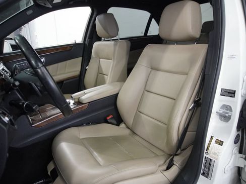 Used 2012 Mercedes-Benz E 350 4MATIC Sedan image 11