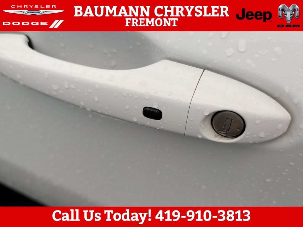 Used 2023 Jeep Compass Limited AWD/4WD image 20