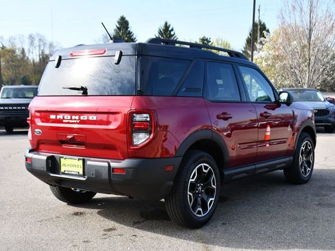 Used 2025 Ford Bronco Sport Outer Banks w/ Outer Banks Tech Package+ AWD/4WD image 6