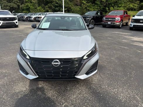 Used 2026 Nissan Altima 2.5 SV FWD image 8