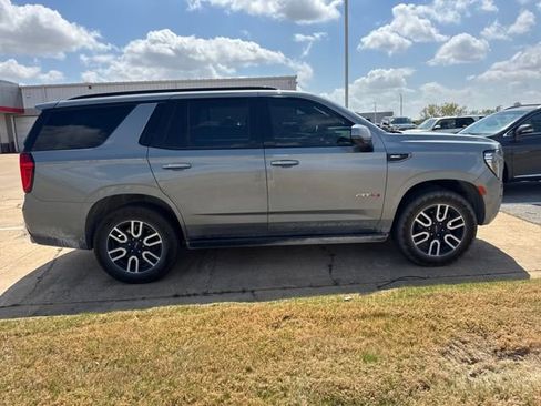 Used 2024 GMC Yukon AT4 w/ AT4 Premium Plus Package image 4