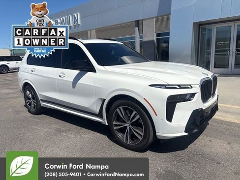 Used 2025 BMW X7 M60i AWD/4WD image 5