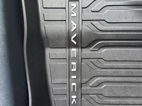 Used 2022 Ford Maverick Lariat w/ Lariat Luxury Package image 15