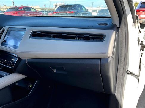 Used 2022 Honda HR-V EX-L image 17