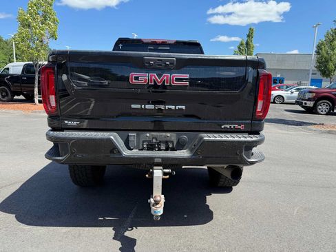 Used 2022 GMC Sierra 3500 AT4 w/ AT4 Premium Plus Package AWD/4WD image 7