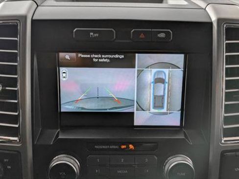 Used 2015 Ford F150 Platinum w/ Equipment Group 701A Luxury RWD image 31