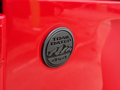 Used 2024 Jeep Wrangler Sport AWD/4WD image 5