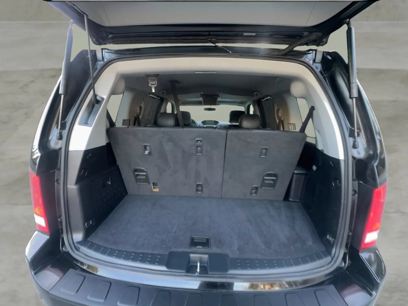 Used 2011 Honda Pilot Touring image 34